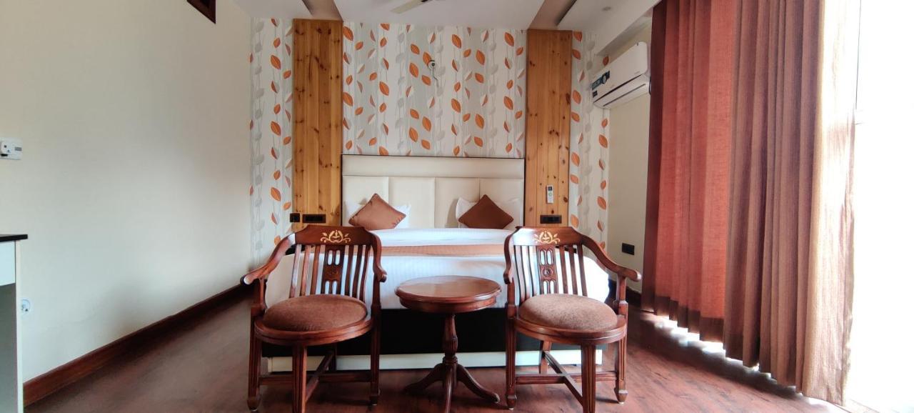 Dreamcatcher Boutique Hotels Bhīm Tāl Exteriér fotografie